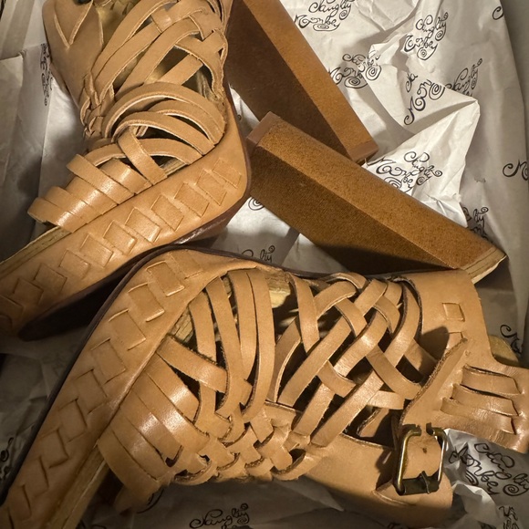 Naughty Monkey Tan Woven Heels - Picture 5 of 5